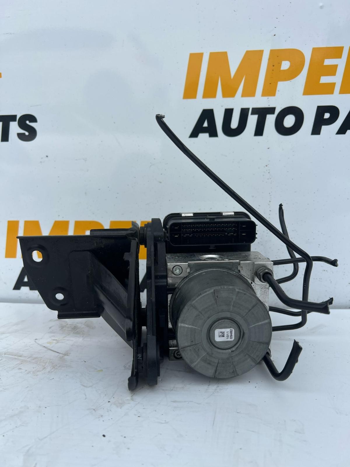 2018 Volkswagen Tiguan 5NA 06/2016-2024 ABS PUMP MODULATOR 5Q0614517CQ image 5