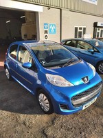 2011 Peugeot 107 1.0 Urban 5dr HATCHBACK Petrol Manual