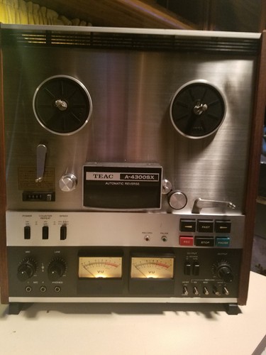 TEAC A-4300SX AUTO REVERSE SUPER NICE!!!