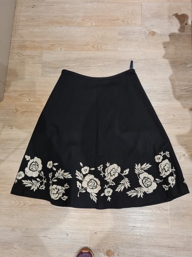 Boden Black And White Embroidered Skirt Uk 12R Vgc Classic