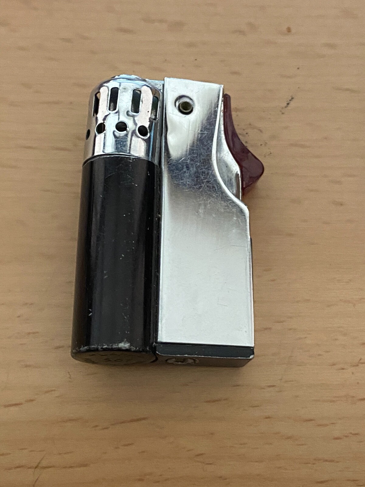 vintage old petrol lighter LARK 501 MADE IN CHINA | eBay