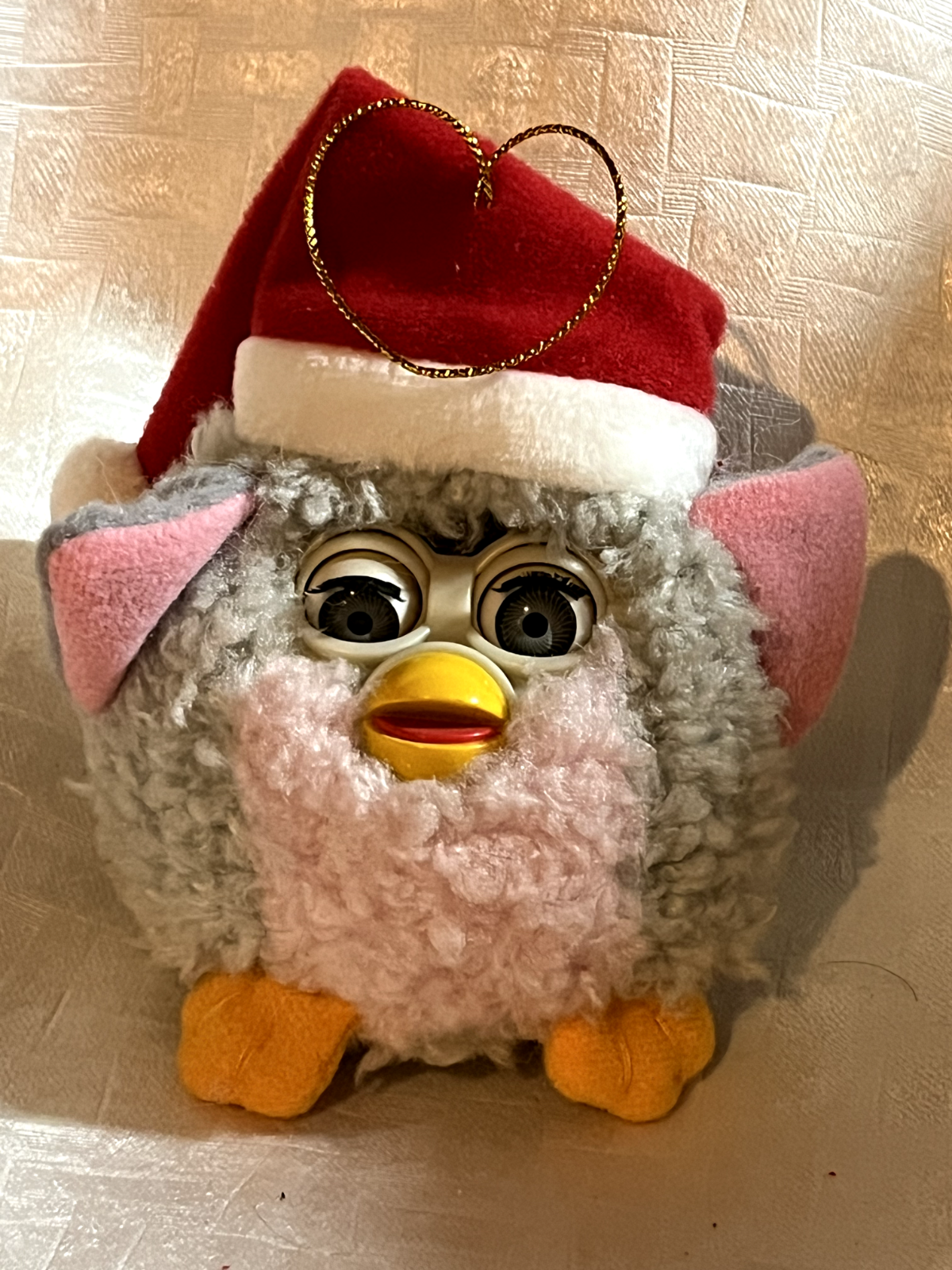 Tiger Vintage 1999 Furby Blinking Santa Hat Christmas Ornament