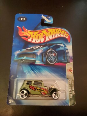 2004 HOT WHEELS Tat Rods FORD VICKY 1932 #119 (New in Package)