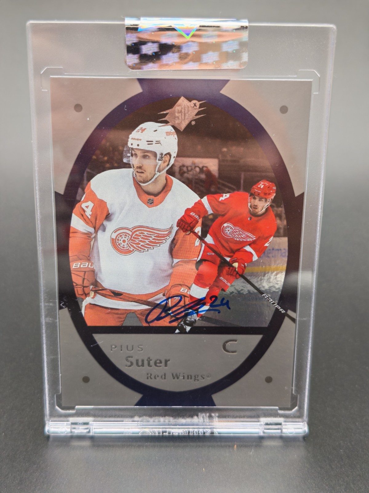 2021-22 Upper Deck Clear Cut Vintage Views Auto Pius Suter 