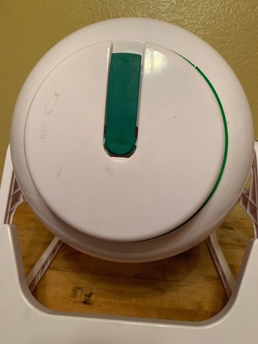 Wonder Wash - Manual Clothes Washer - Mobile Hand Powered - Portable Washing