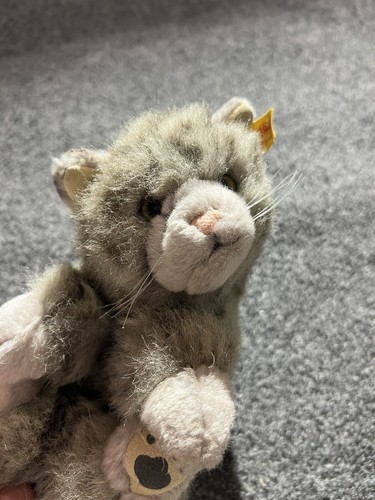Steiff Plush Grey Tabby Kitten Cat Laying Down 070198 Lap