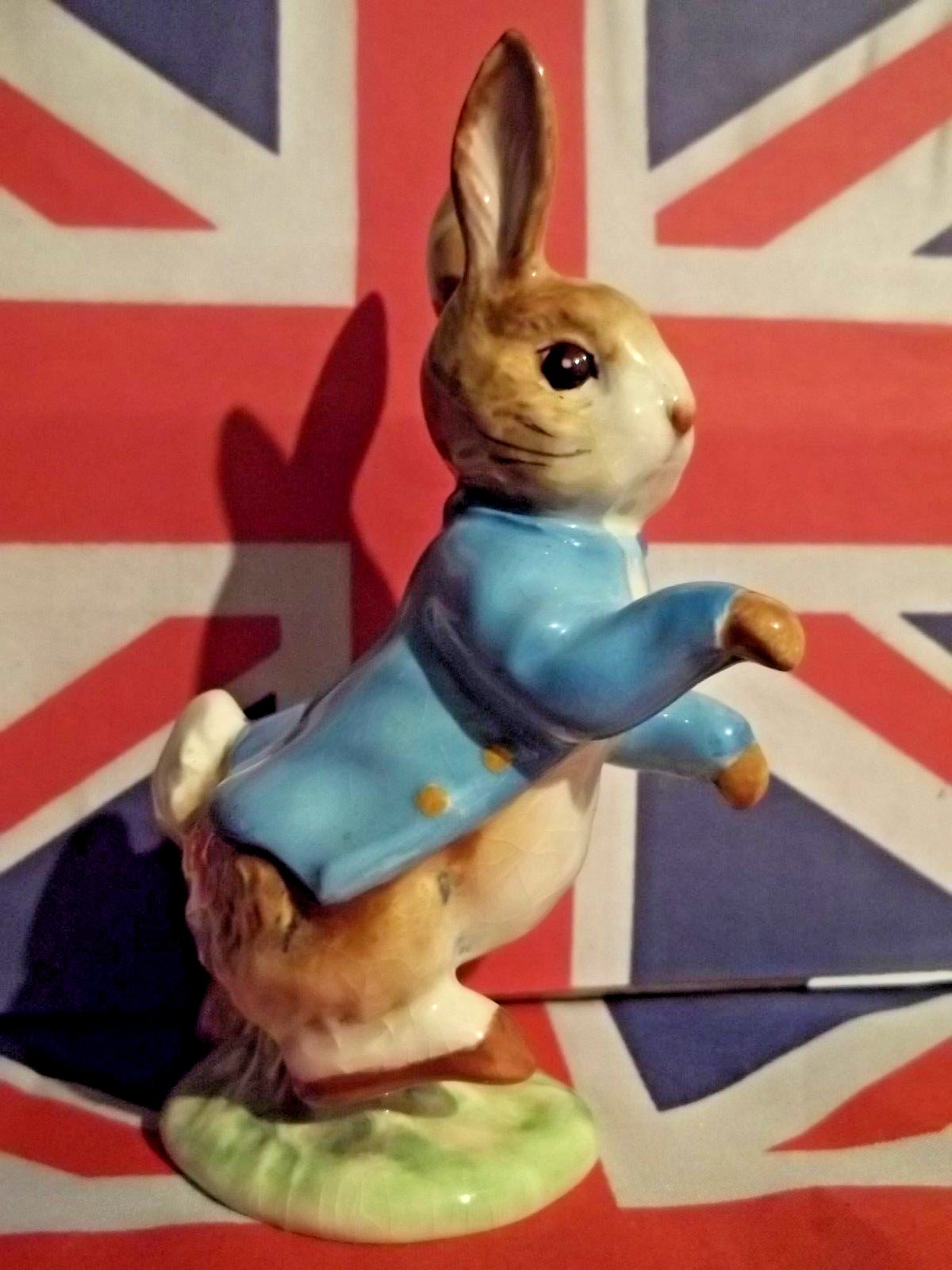 BEATRIX POTTER FIGURINE 1948 BP1A GOLD CIRCLE PETER RABBIT COPYRIGHT SCRIPT 1st