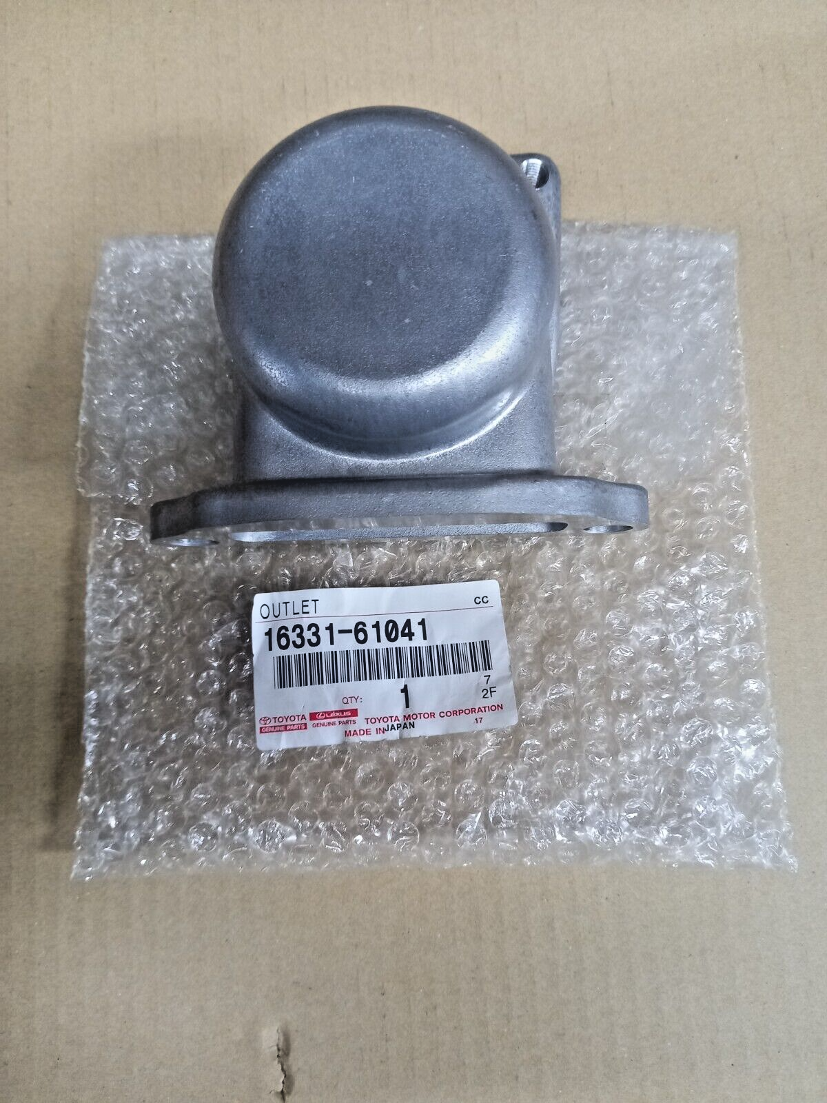 LOWER HOUSING THERMOSTAT FJ40 FJ43 FJ45 FJ60 WATER OUTLET LAND CRUISER TOYOTA