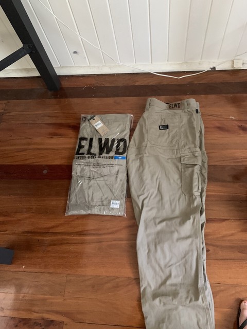 size 40 pants in aus