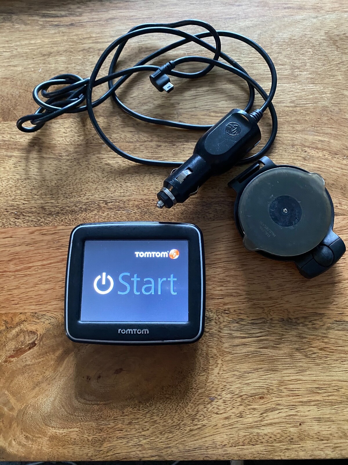tomtom 1at00