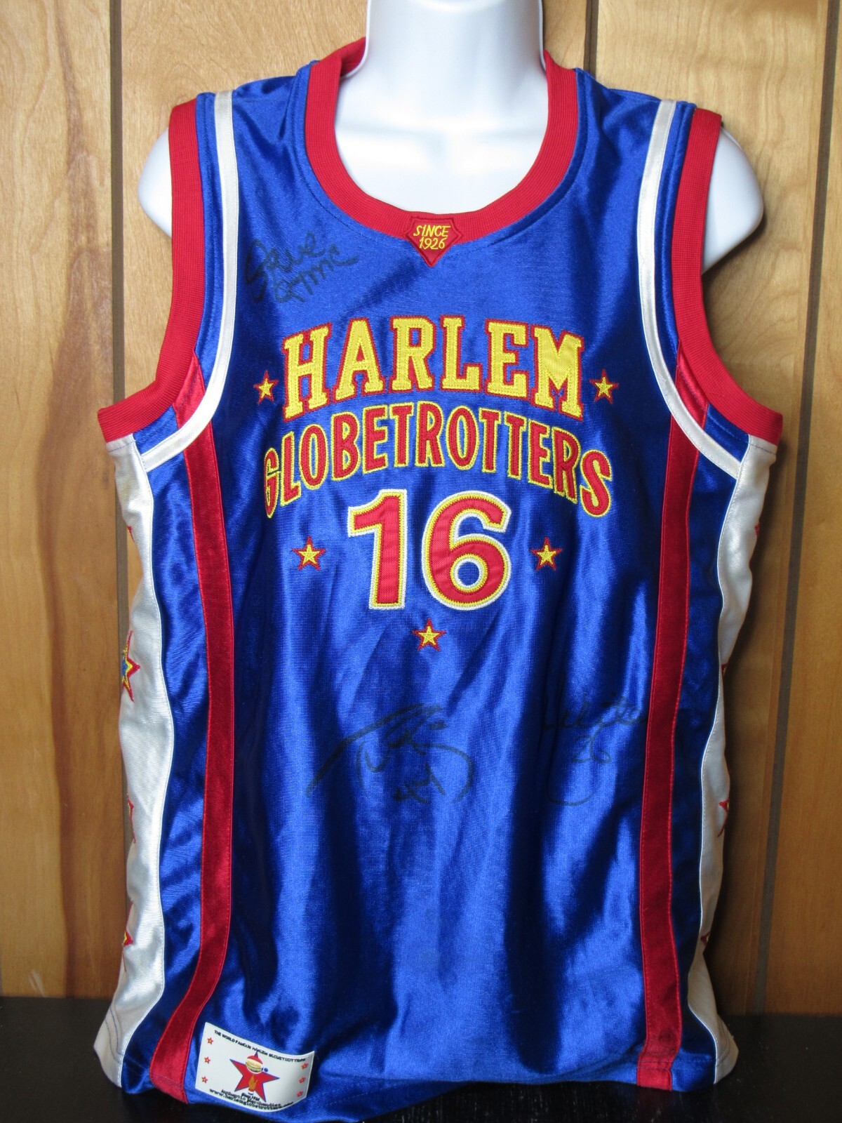 Harlem Globetrotters Jersey #16 Scooter - Autographed