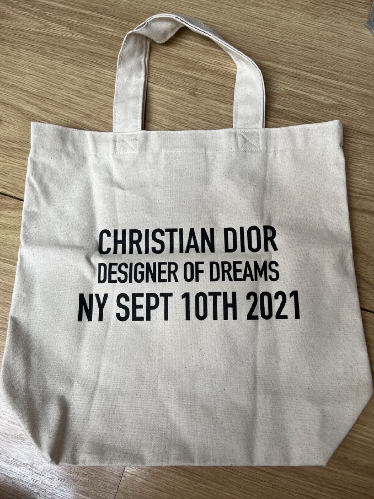 Christian Dior designers of dreams バッグ Christian Dior Designer of Dreams NY 2021 Tote NEW | eBay