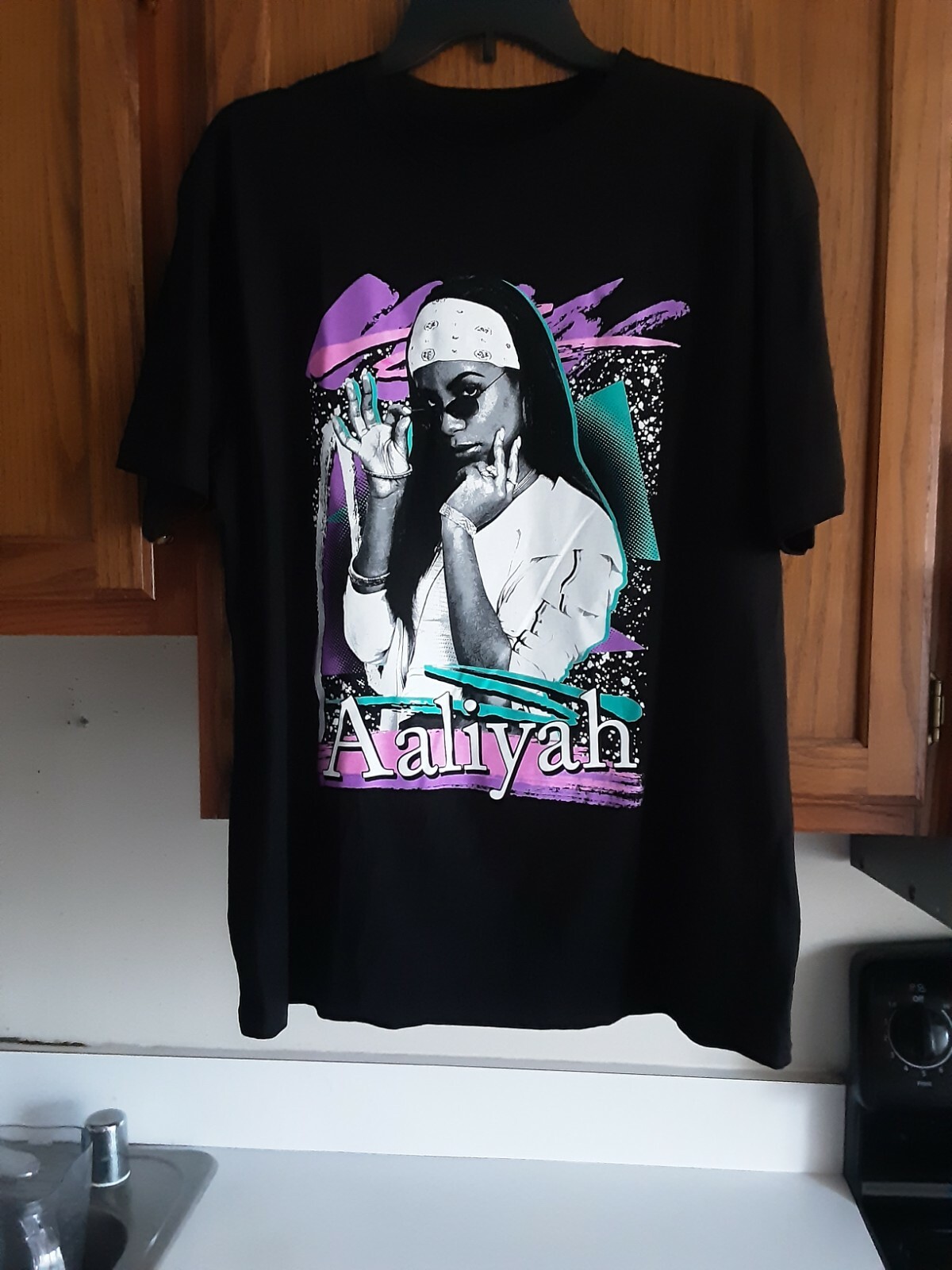 Aaliyah tshirt Men Size L black | eBay