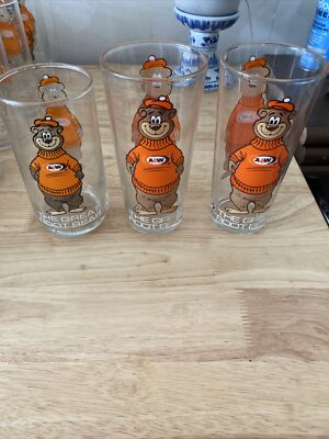 NOS Vintage A&W Family Restaurant Glass THE GREAT ROOT BEAR Rooty Root Beer