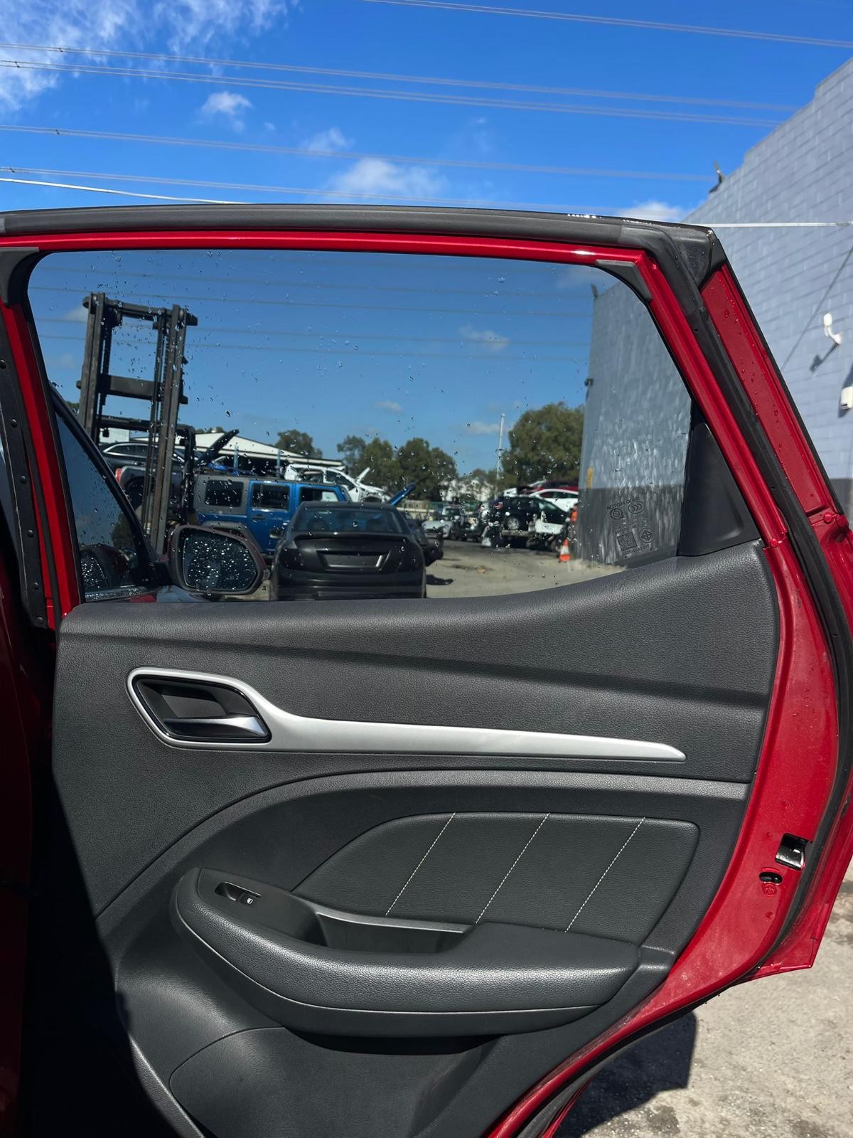 2022 Mg Zs 09/2017- 2024 LEFT REAR GUARD LINER A1 image 4