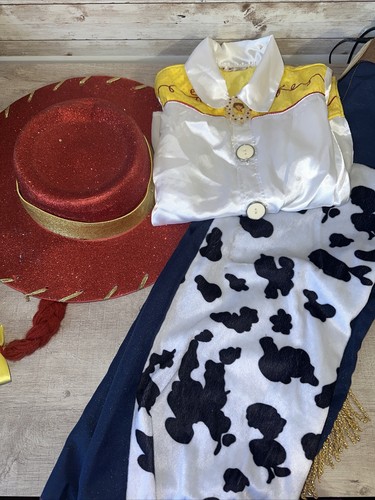 Disney Kid's Toy Story Jessie Costume Size 7/8 Disney store With Hat Cowgirl