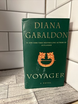 Outlander Ser.: Voyager : A Novel by Diana Gabaldon (2002 Reissue)