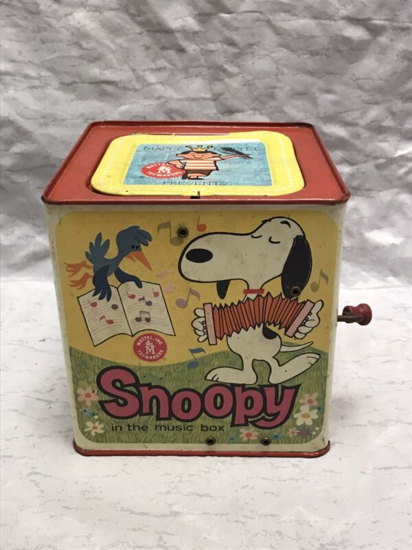 Snoopy In The Music Box Jack In The Box Mattel Co. 1966 Nice Condition