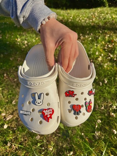 sandalias crocs bad bunny