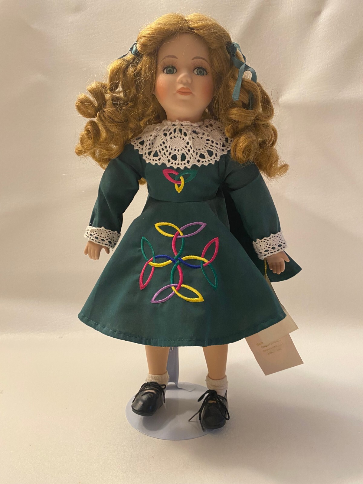Alberon Porcelain Doll - Irish Step Dancer - Shamrock Collection in Original Box