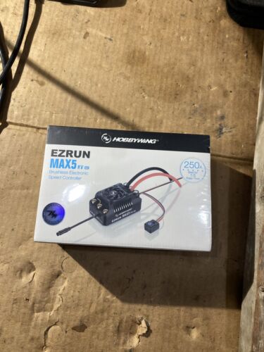 Hobbywing EZRun MAX5 G2 1/5 Scale WP Brushless ESC 250A 6 Hobbywing EZRun MAX5 G2 1/5 Scale WP Brushless ESC 250A 6
