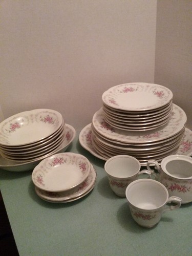 Vintage Harmony House Cascade 3682 Fine China White / Pink Japan