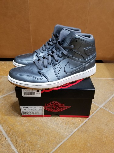 国内配送 NIKE W AIR JORDAN 1 MID PHANTOM/WHITE-GUM Jordan 1 Mid Phantom Gum (Women's) - BQ6472-021 - US