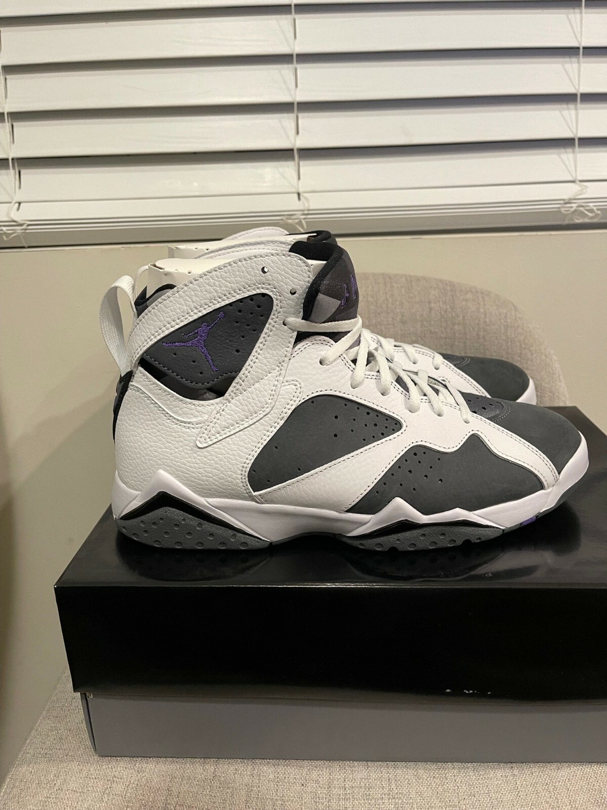 retro 7 price