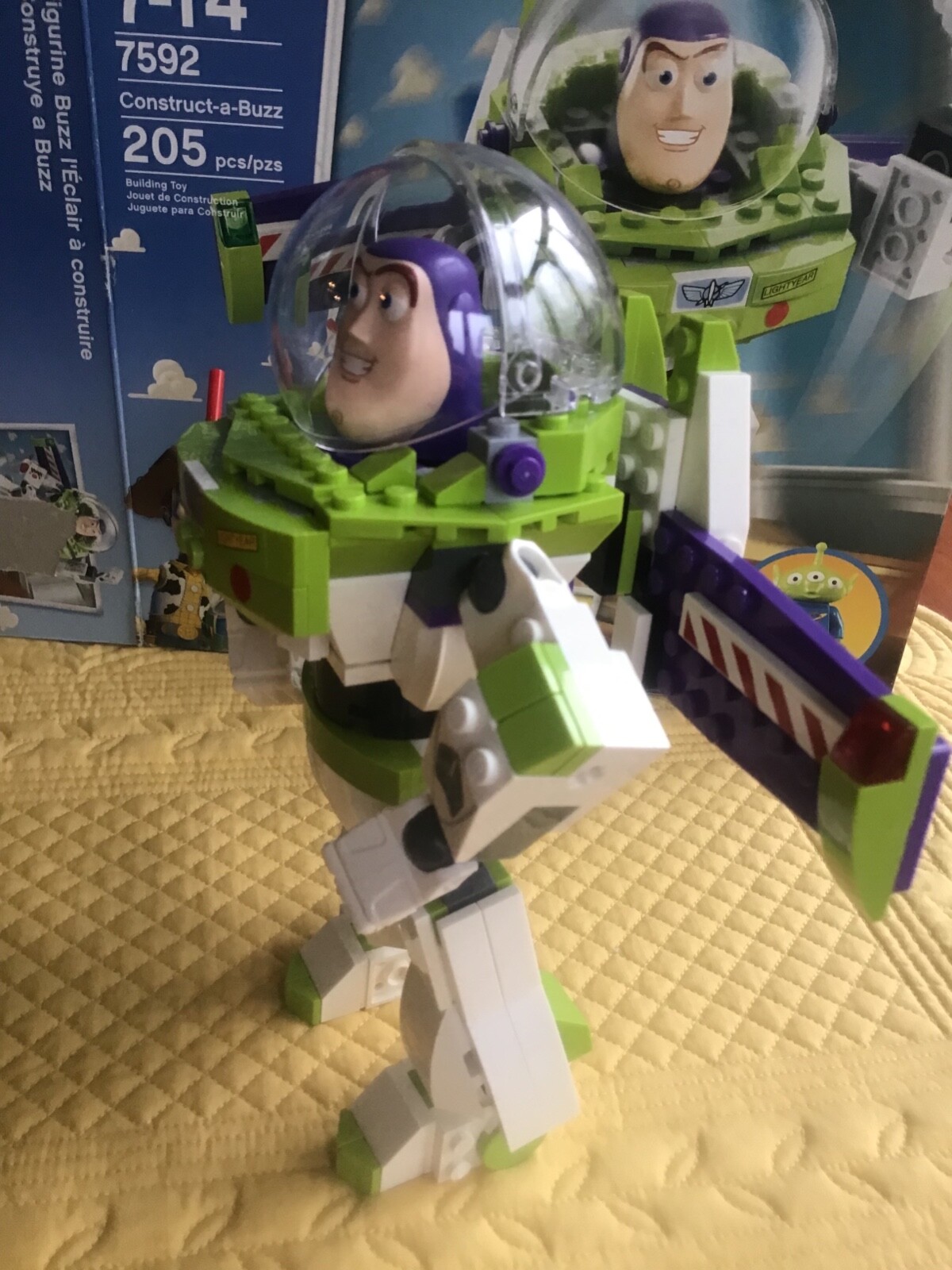 Lego Toy Story CONSTRUCT-A-BUZZ (7592)  Buzz and Box only