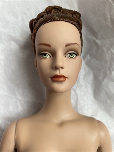洋書 FOR THE LOVE DOLLS Fashion Royalty Integrity Doll Agnes Von Weiss Love Life and