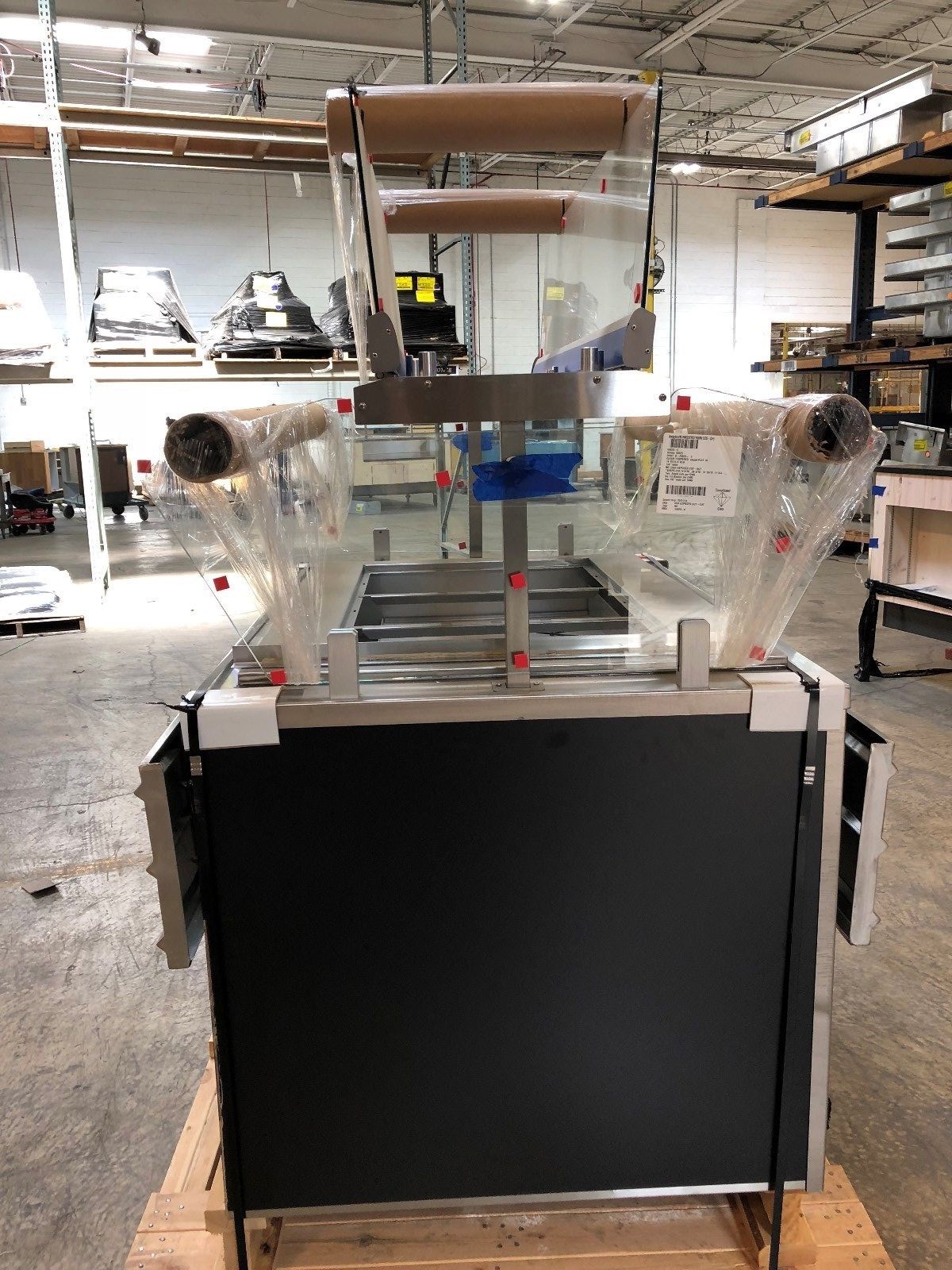 AA01110219 3-WELL MOBILE COLD BAR