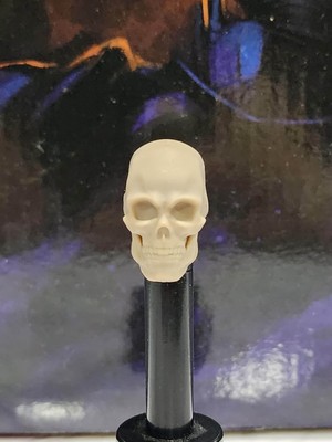 Skull 1.0 head - scaled for mythic legions and 1/10 scale figures