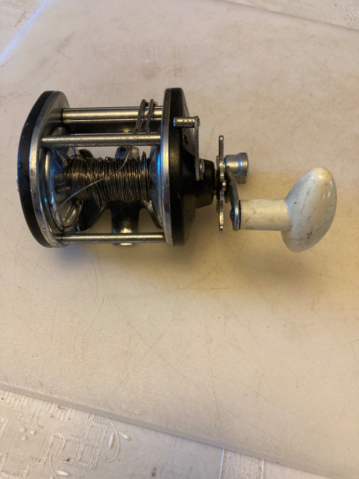Vintage True Temper 923c Salt Water Reel. smooth