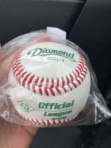 【新品未開封】MLB ロゴボール ア・リーグ ナ・リーグ 2球セット 新品未開封】MLB ロゴボール ア・リーグ ナ・リーグ 2球セット