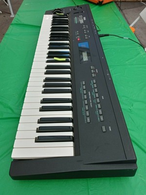 Synthesizers Yamaha Sy