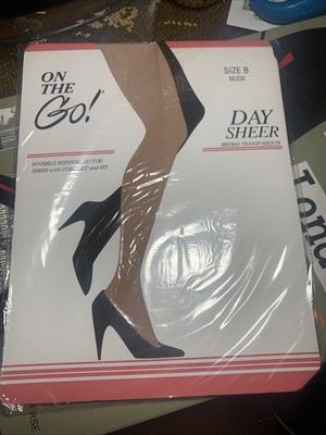 On The Go! Day Sheer Pantyhose Size B Nude Size Queen Invisible Reinforced Toe