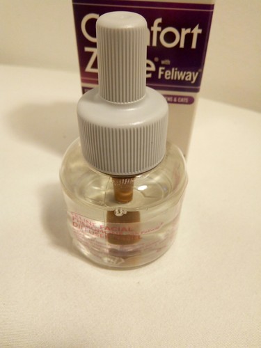 Comfort Zone Feliway Diffuser Refill, 650 Sq Ft Range Drug Free, Cat Odorless