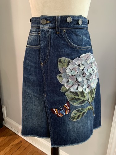Dolce & Gabbana Floral Short Applique Embroidered A-line