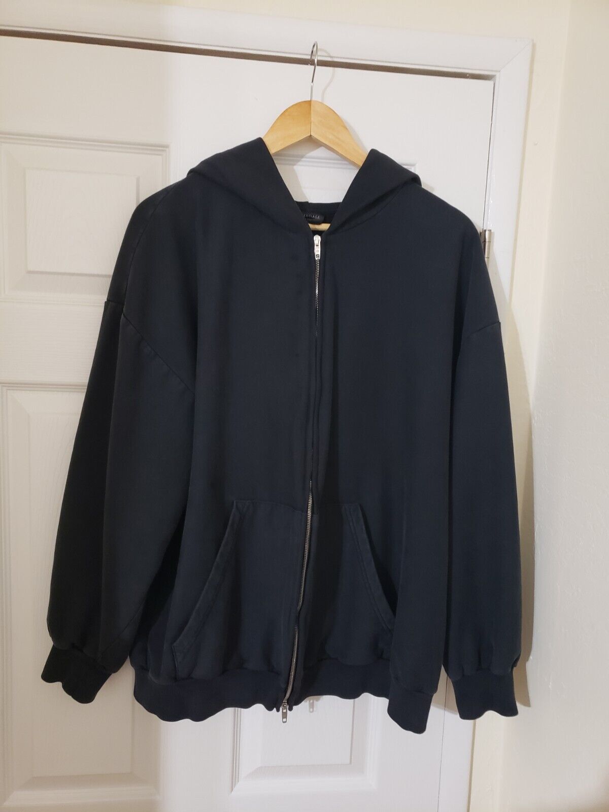 Balenciaga Sporty B Small Fit Zip Up Medium | eBay Balenciaga Sporty B Small Fit Zip Up Medium | eBay
