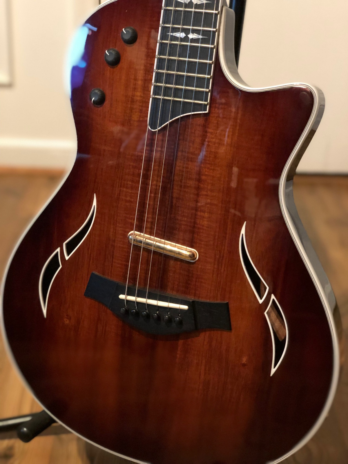 Taylor T5Z Custom Koa Shaded Edgeburst