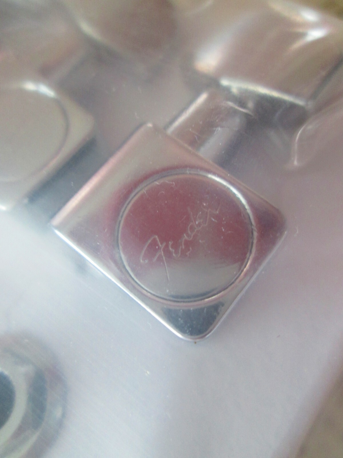 Fender Logo Guitar Tuners Chrome Set