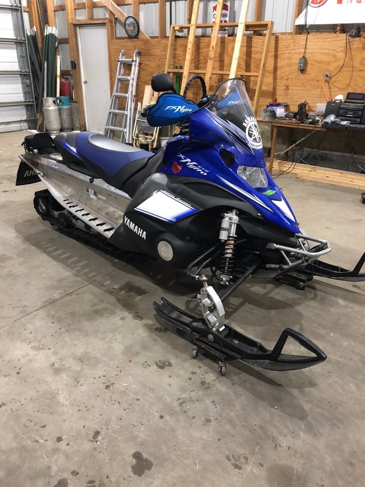 2009 Yamaha Nytro XTX Snowmobile