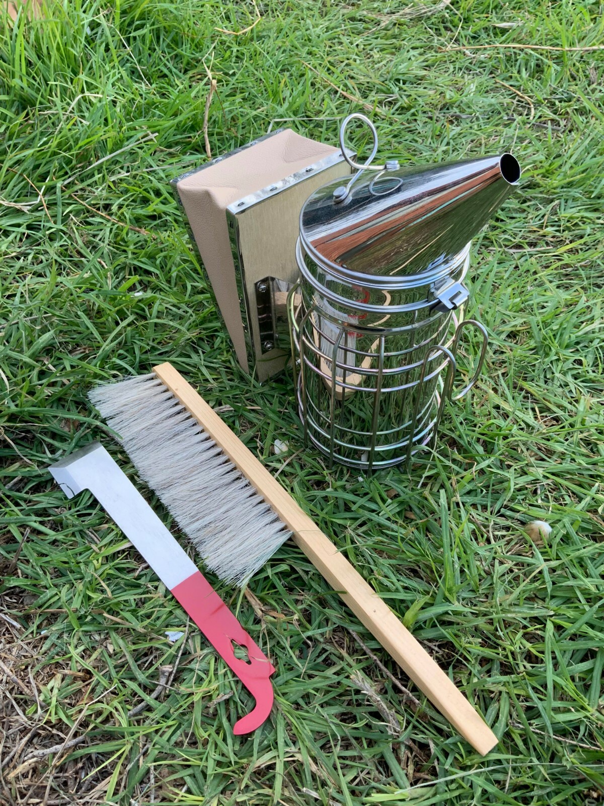 PACK LARGE BEE HIVE SMOKER HIVE TOOL BEE BRUSH BEE HIVE BEEKEEPING KIT