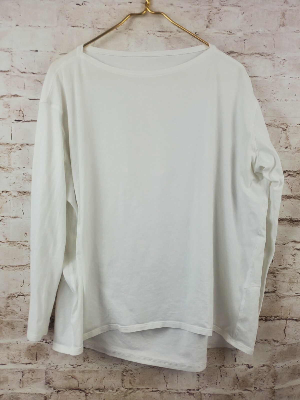 lululemon back in action