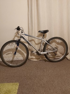 Specialized rockhopper mountain bike 15" 