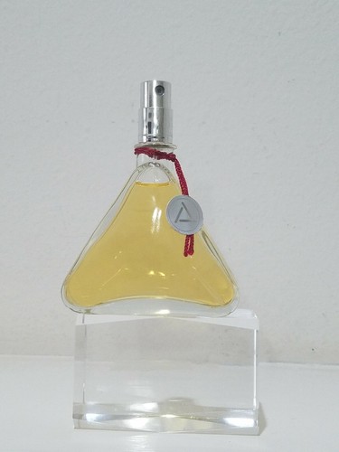 LIZ CLAIBORNE 1.7FL.OZ EDT SPRAY by liz claiborne for women