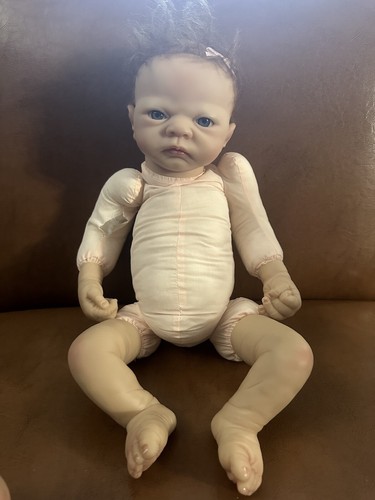 A.D.G. 04 L.W. Life-Like Baby Doll Newborn Cloth Body Weight