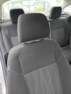 Used Right Front Headrest fits: FORD FOCUS Right 15 16 17 18