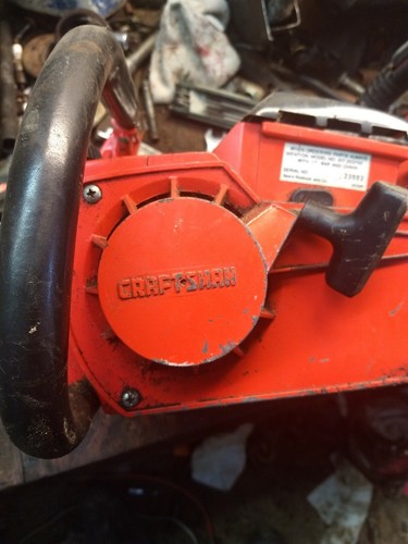 Craftsman 3.7 chainsaw used runs good!