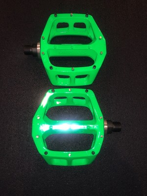 VP CRYSTAL VP-578 pedals clear 9//16 bmx